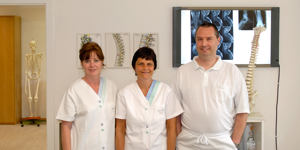 Dr. Redsch mit seinem Team