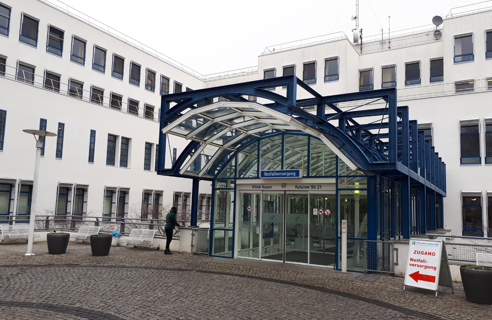 Klinik Nauen - Notfallversorgung der Klinik Nauen jetzt rechts im Erdgeschoss.